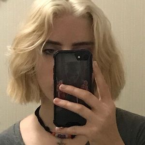 Meet your Posher, Clarissa